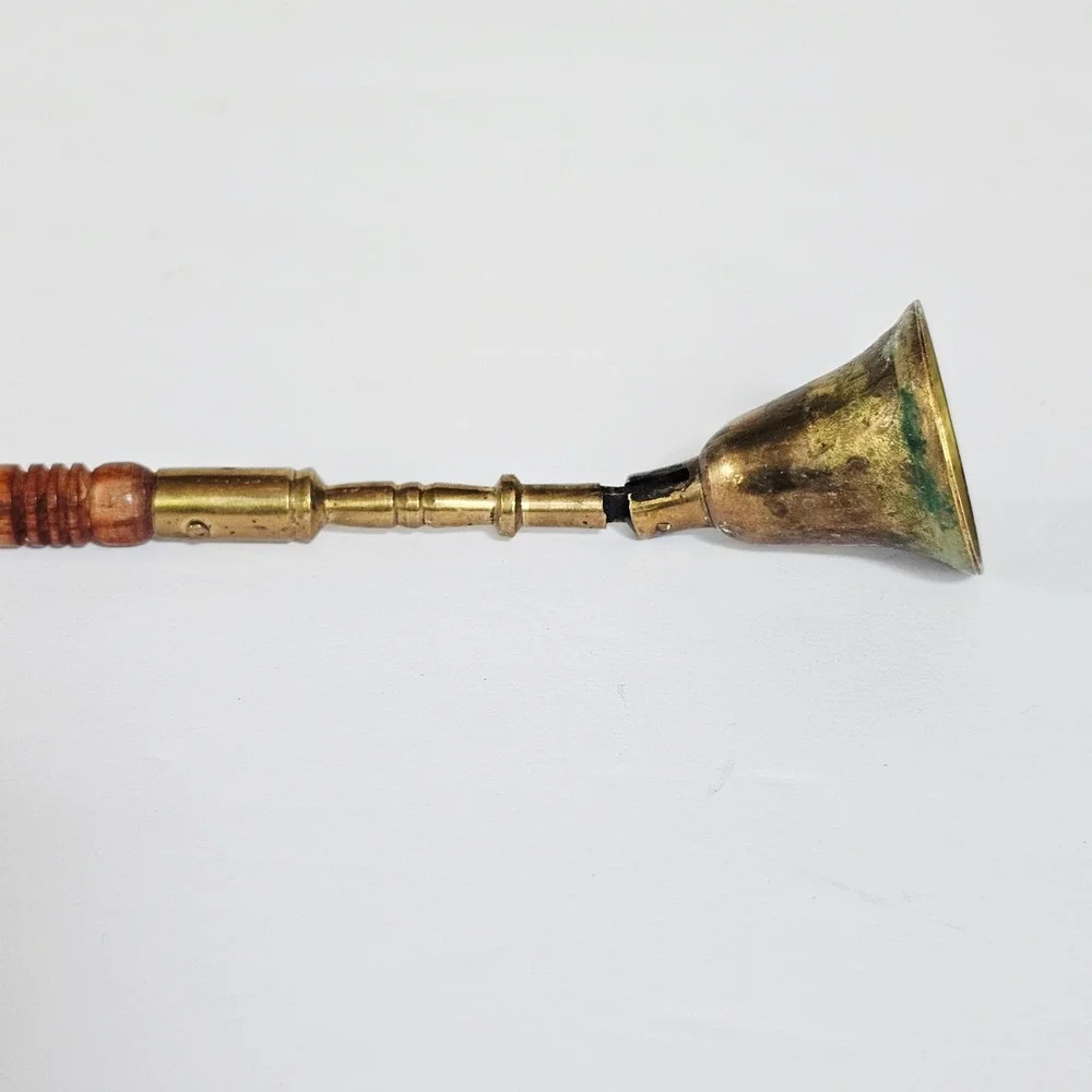 Vintage Brass Wood‎ Candle Snuffer Gold Long Handle Hinged Head Patina